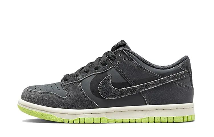 

Nike Dunk Low Хэллоуин (2022) (GS)