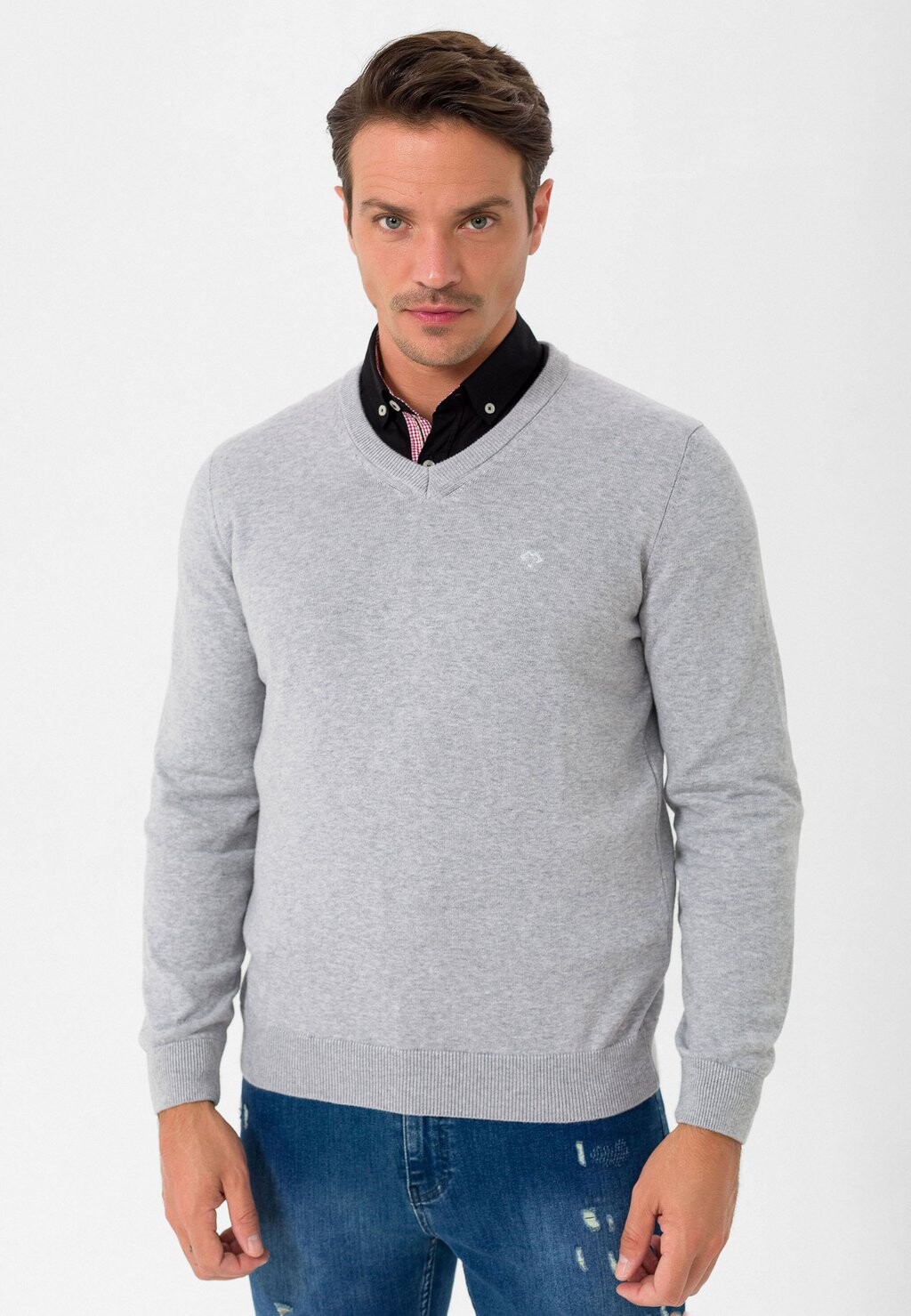 

Свитер Arm Patch Detail Vneck Felix Hardy, цвет light grey