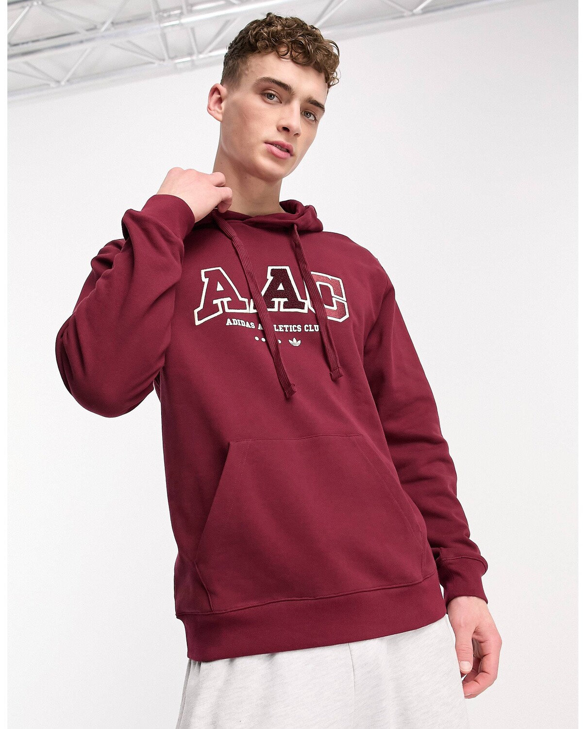 

Красная толстовка с логотипом adidas Originals Rifta AAC, Красный