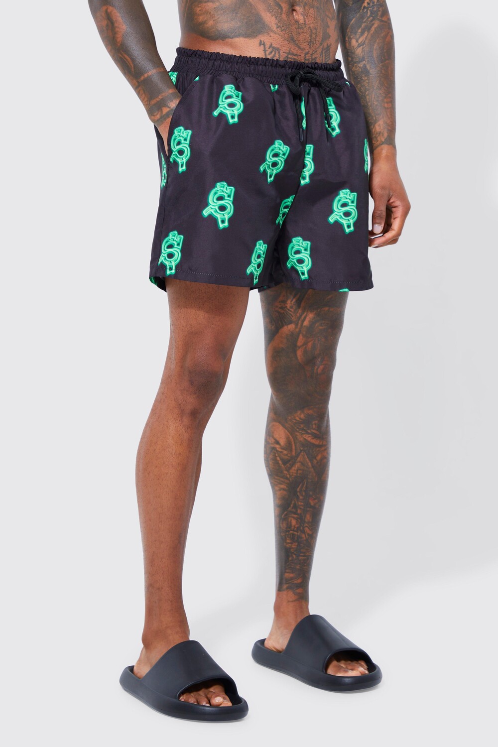 

Короткие шорты для плавания доллара Boohoo, черный