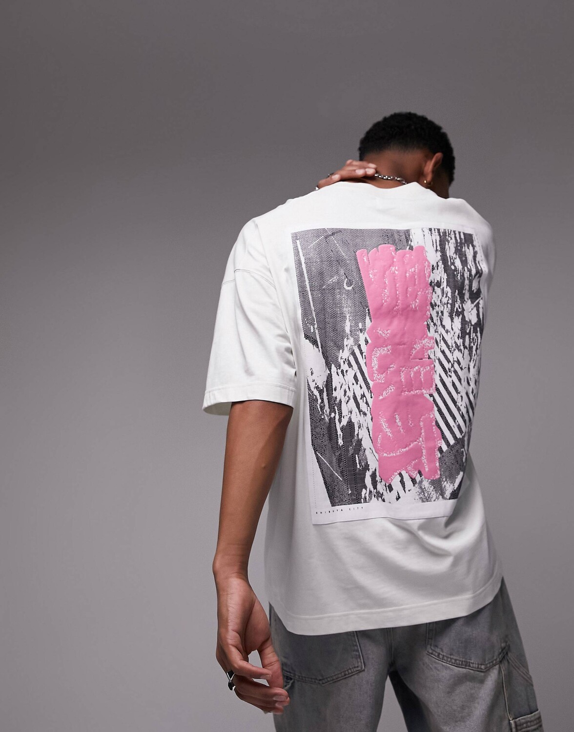 

Oversize-футболка Topman с каменной нашивкой Shibuya спереди и сзади