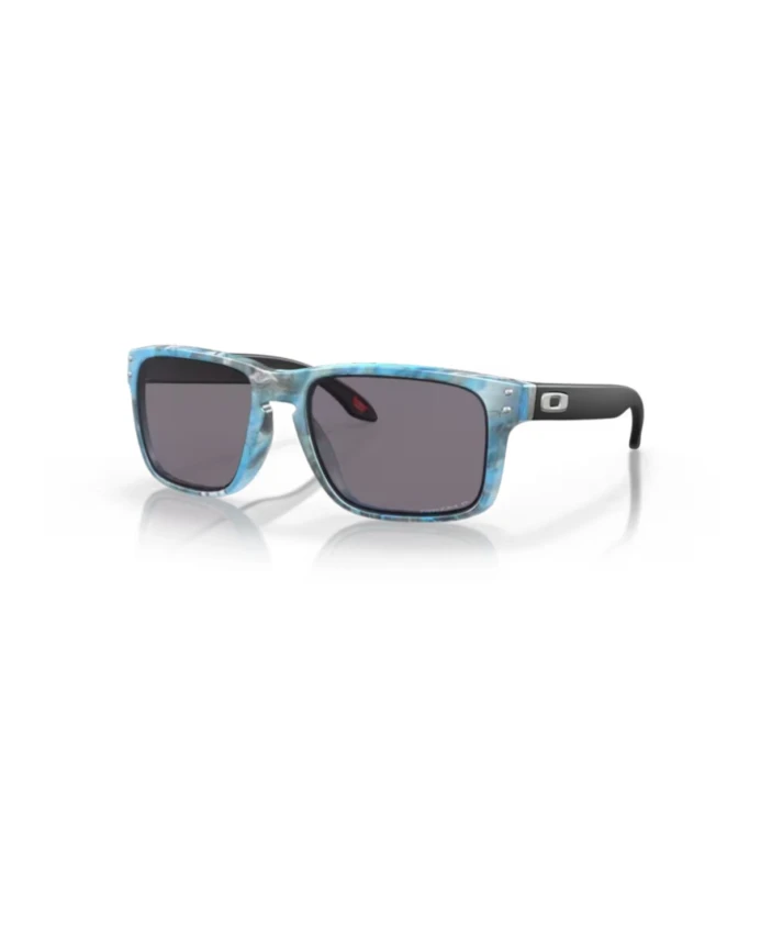 

Стильная коллекция солнцезащитных очков для солнечных дней Oakley, мультиколор