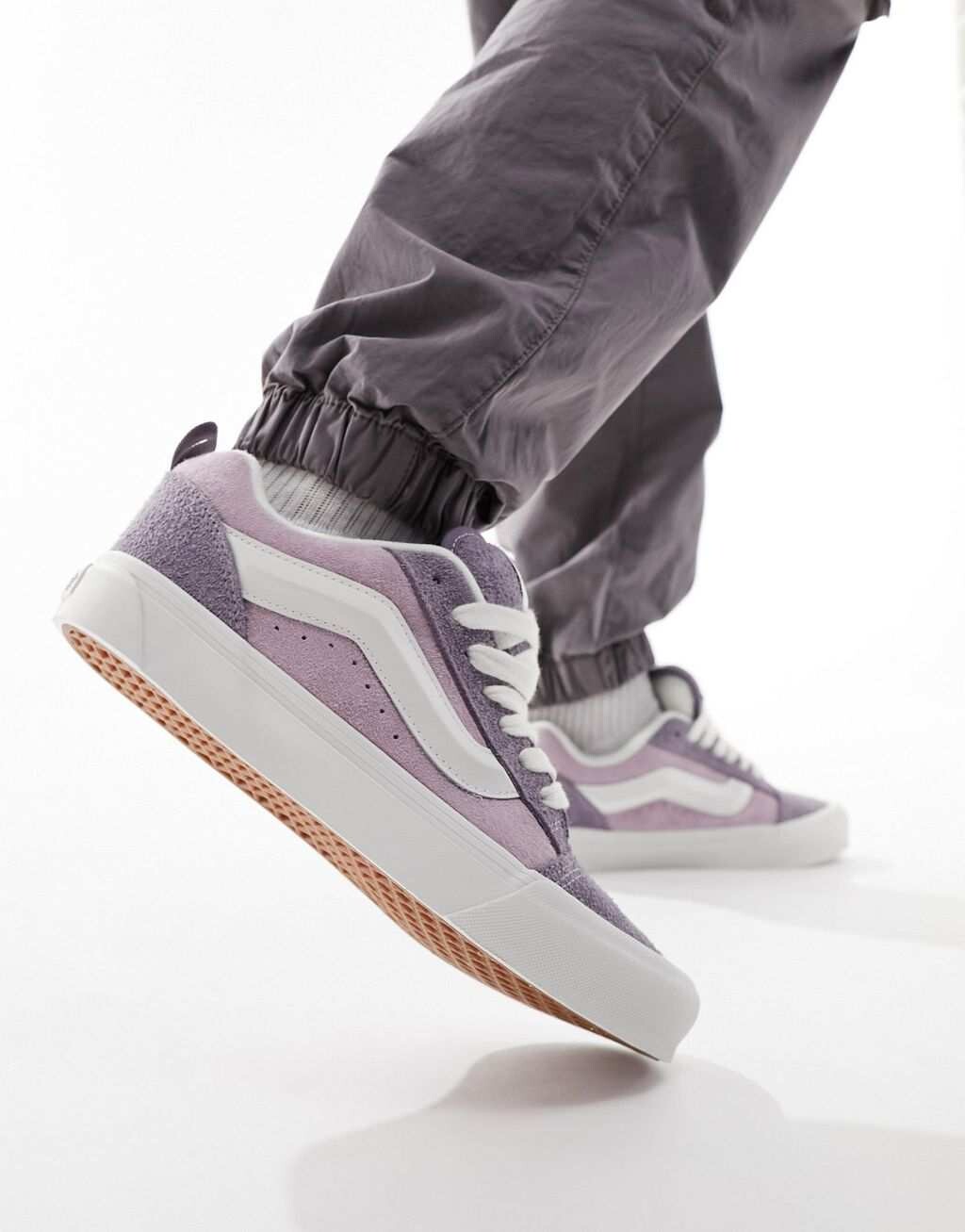 

Кроссовки Vans Knu Skool из сиреневой ворсистой замши