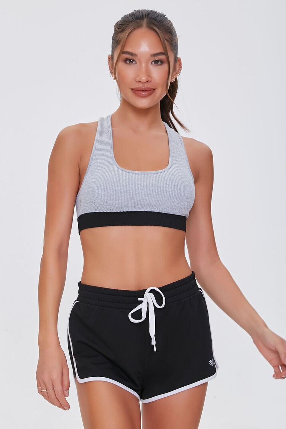 

Шорты с активными полосками Forever 21, черный