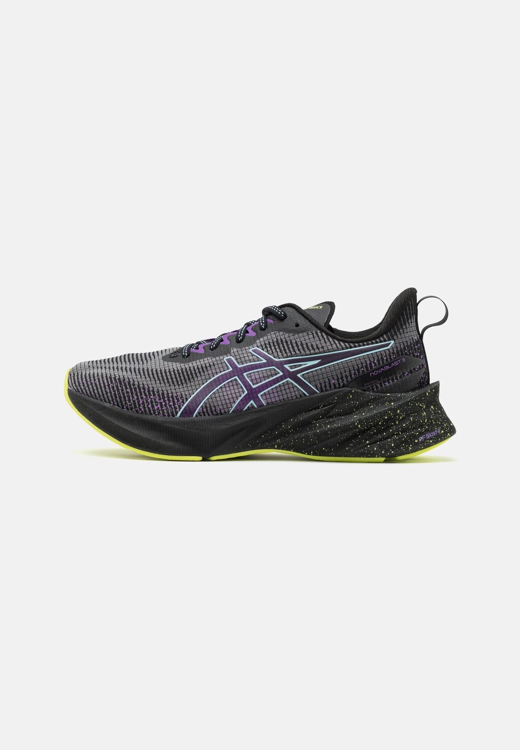 

Кроссовки ASICS