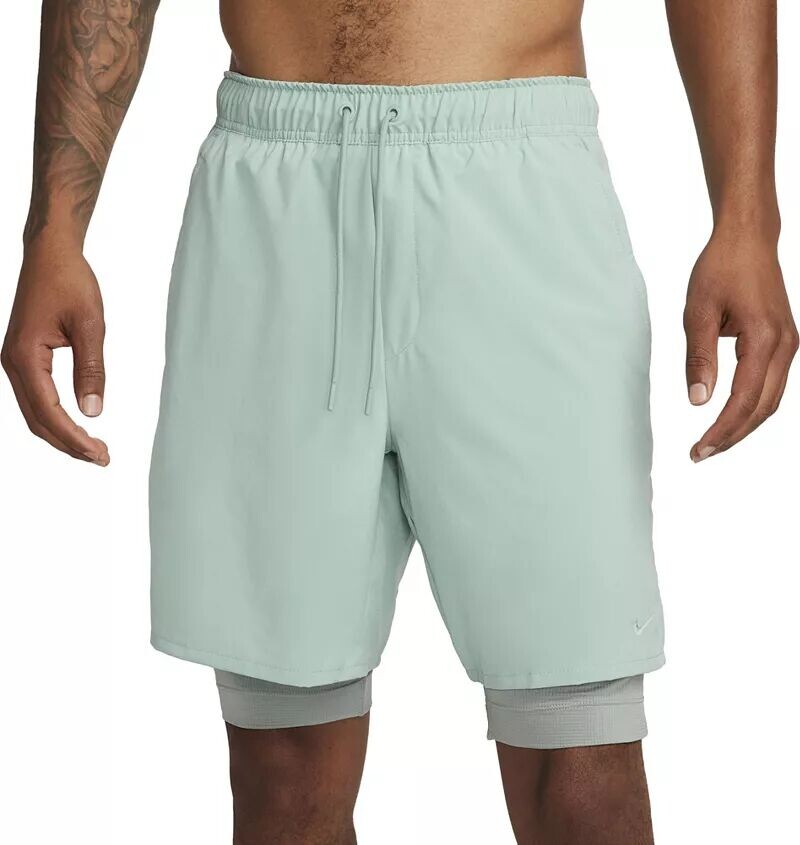 

Мужские универсальные шорты 2-в-1 Nike Dri-FIT Unlimited 7 дюймов