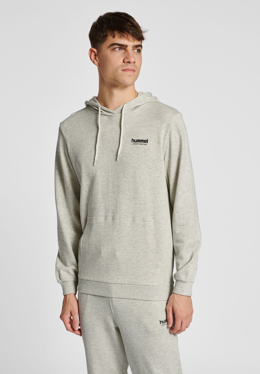 

Толстовка с капюшоном Hummel