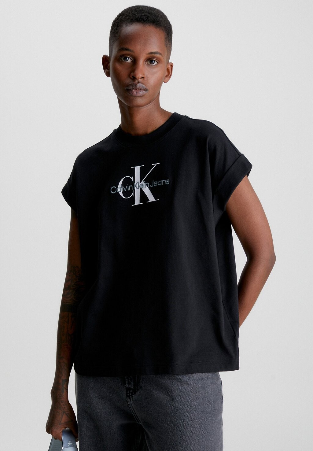 

Футболка с принтом Calvin Klein Jeans