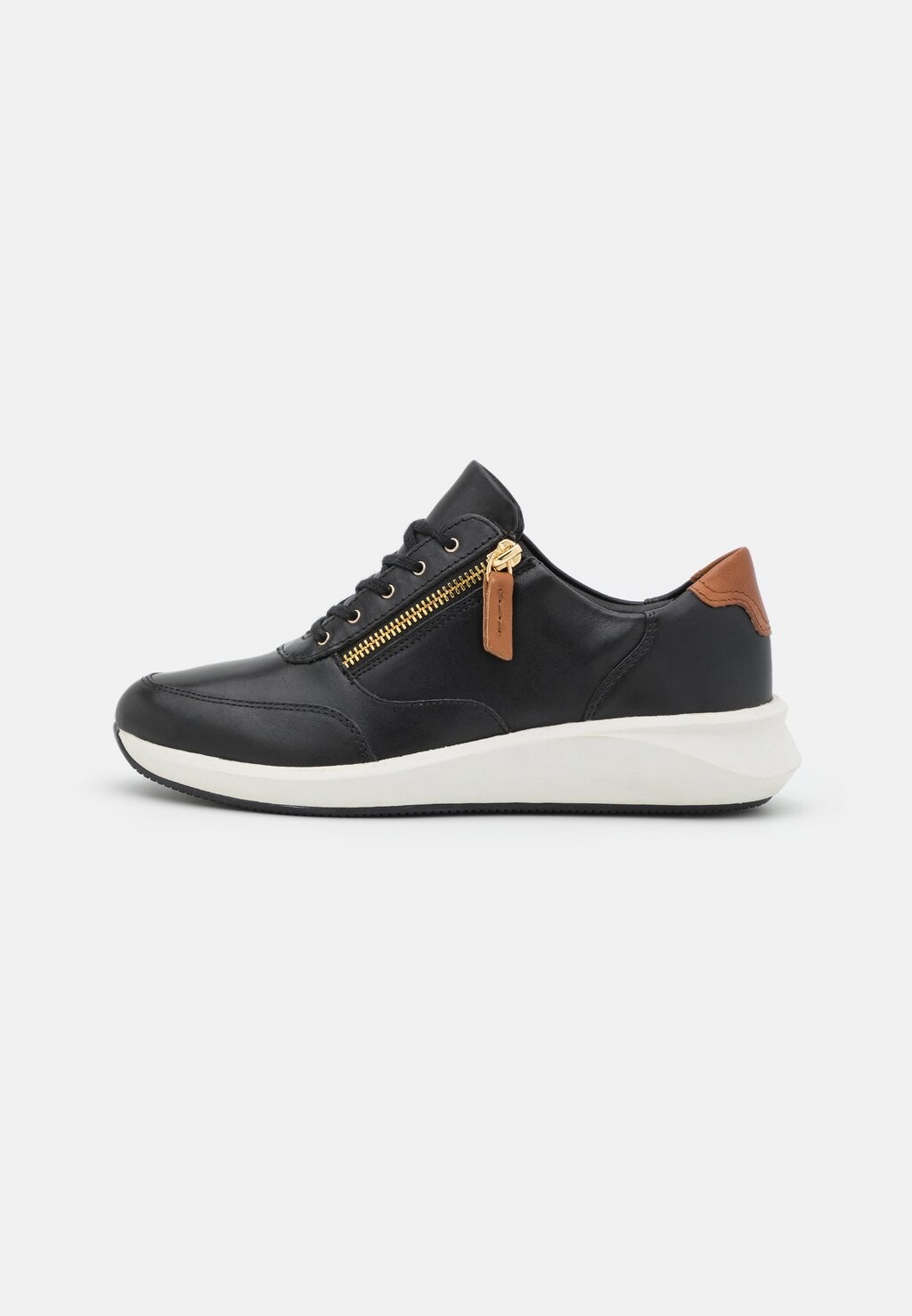 

Кроссовки Clarks, черный