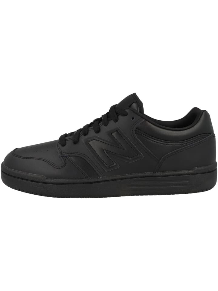 

Кроссовки на шнуровке New Balance, черный