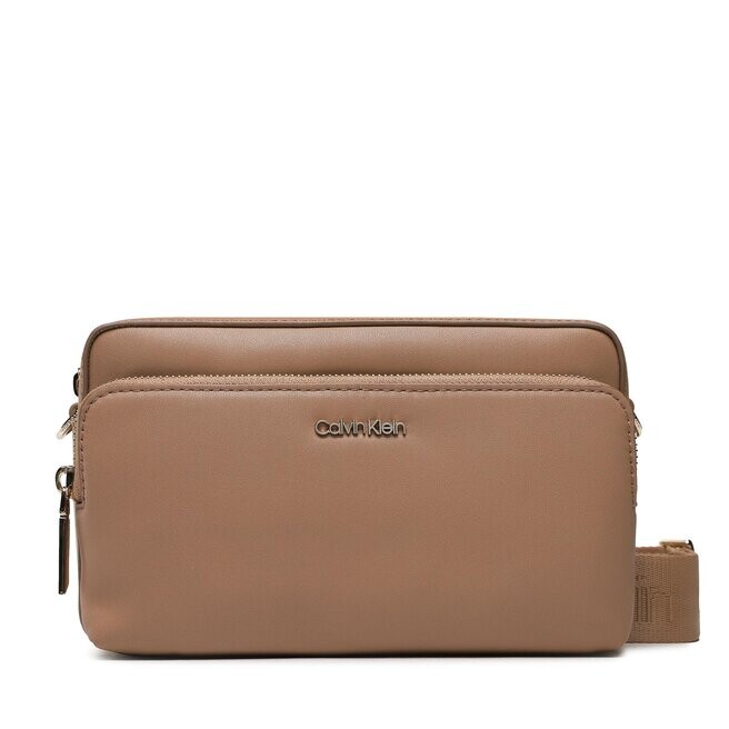 

Сумка Calvin Klein CkMust Camera, коричневый