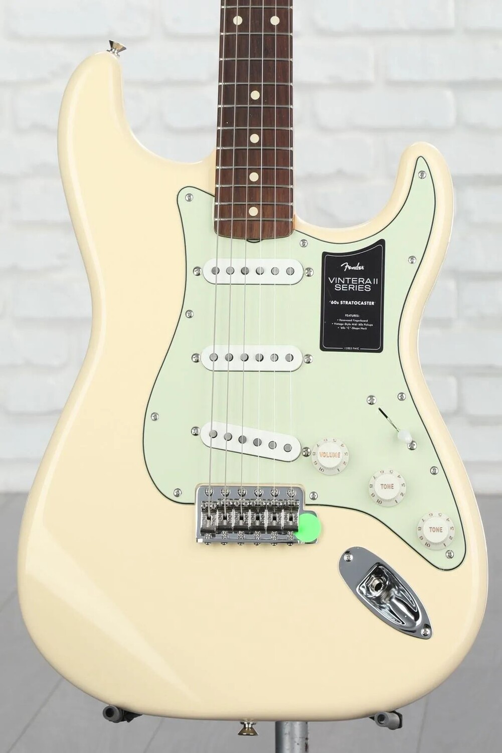 

Новая электрогитара Fender Vintera II '60s Stratocaster - олимпийский белый цвет