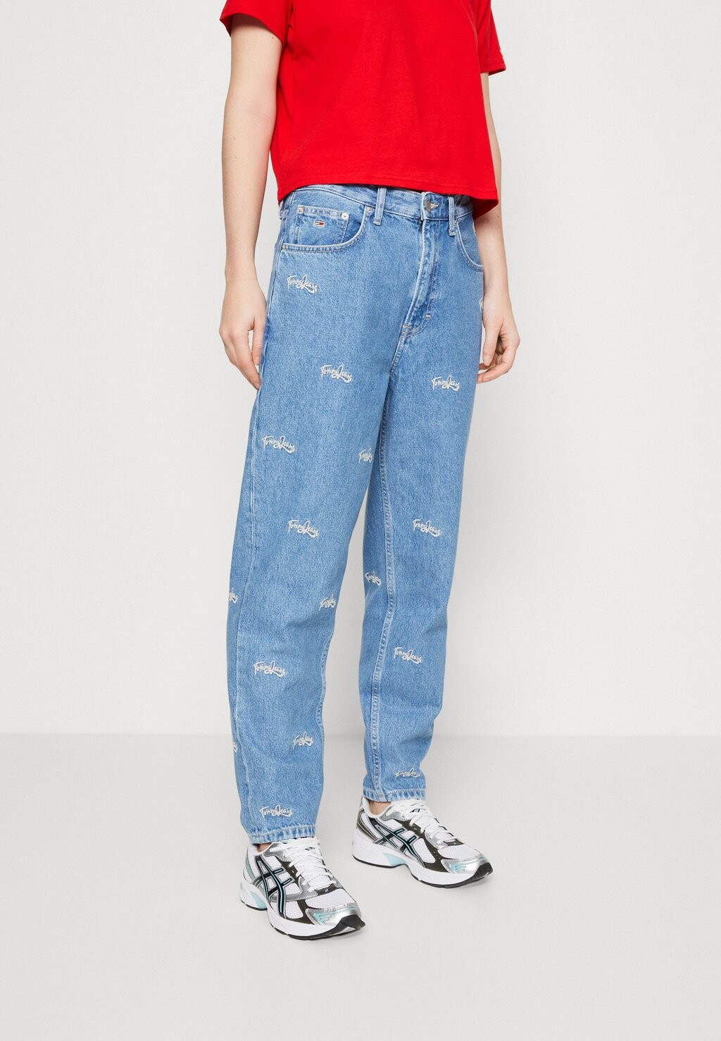 

Джинсы мешковатые Tommy Jeans