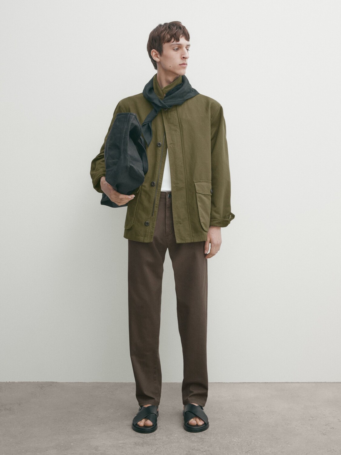 

Джинсовые брюки свободного кроя Massimo Dutti, хаки