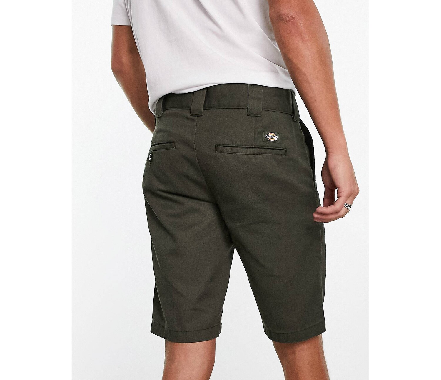 

Оливково-зеленые шорты чинос облегающего кроя Dickies