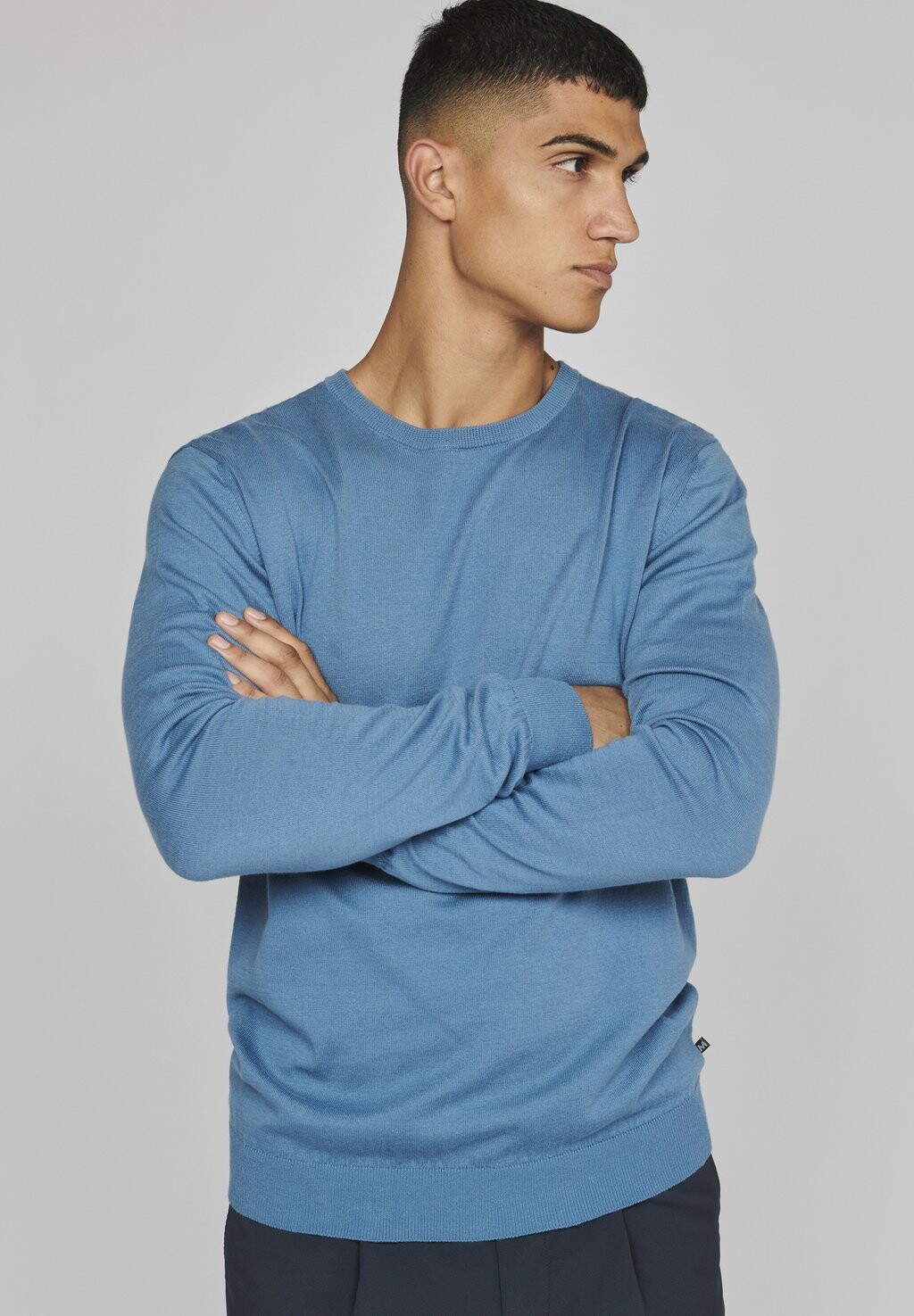 

Свитер Jones Matinique, цвет captain's blue