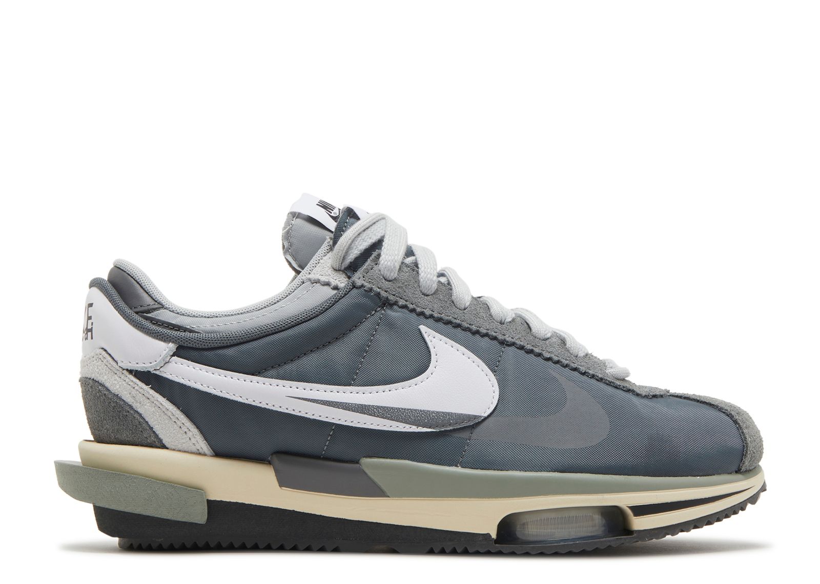 Кроссовки Nike Sacai X Zoom Cortez Sp 'Iron Grey', серый