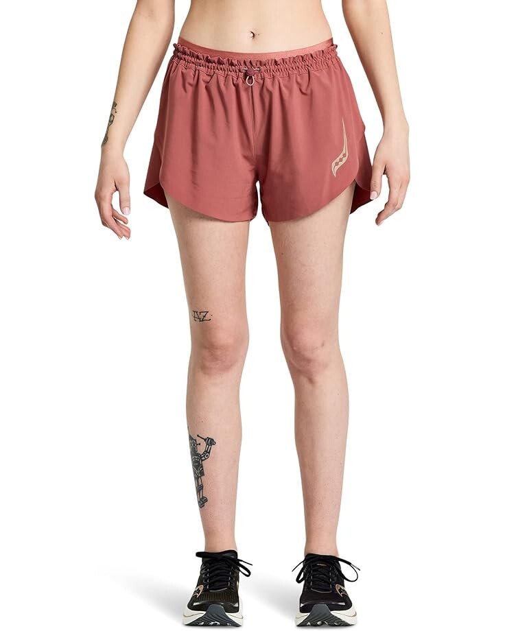 

Шорты Saucony Pinnacle 2.5" Shorts, цвет Apple Butter