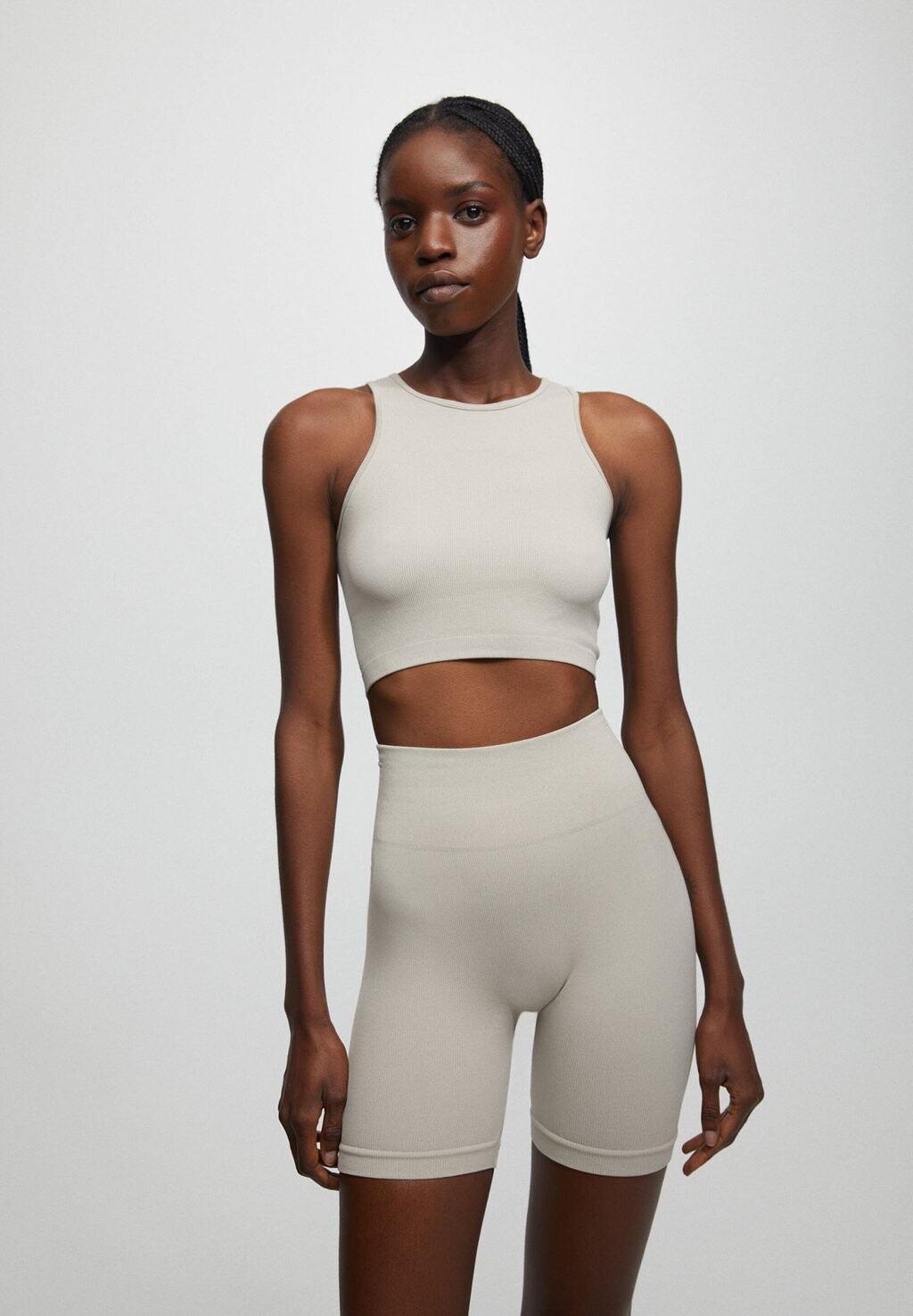 

Шорты PULL&BEAR, бежевый