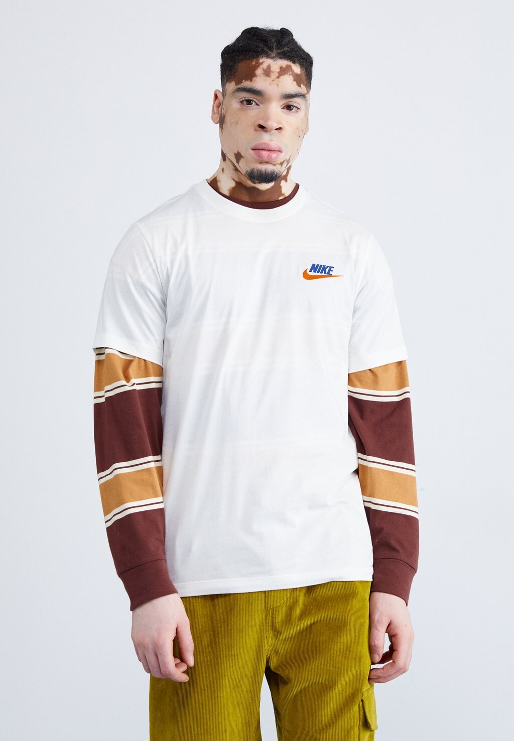 

Базовая футболка Tee Club Nike, цвет sail