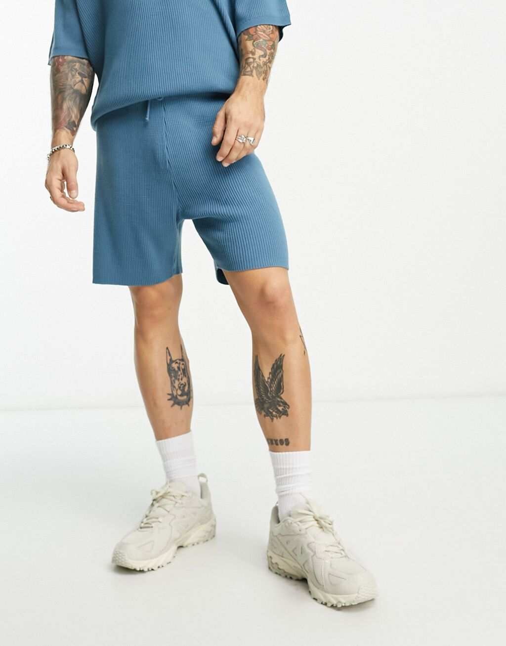 

Синие легкие трикотажные шорты ASOS DESIGN