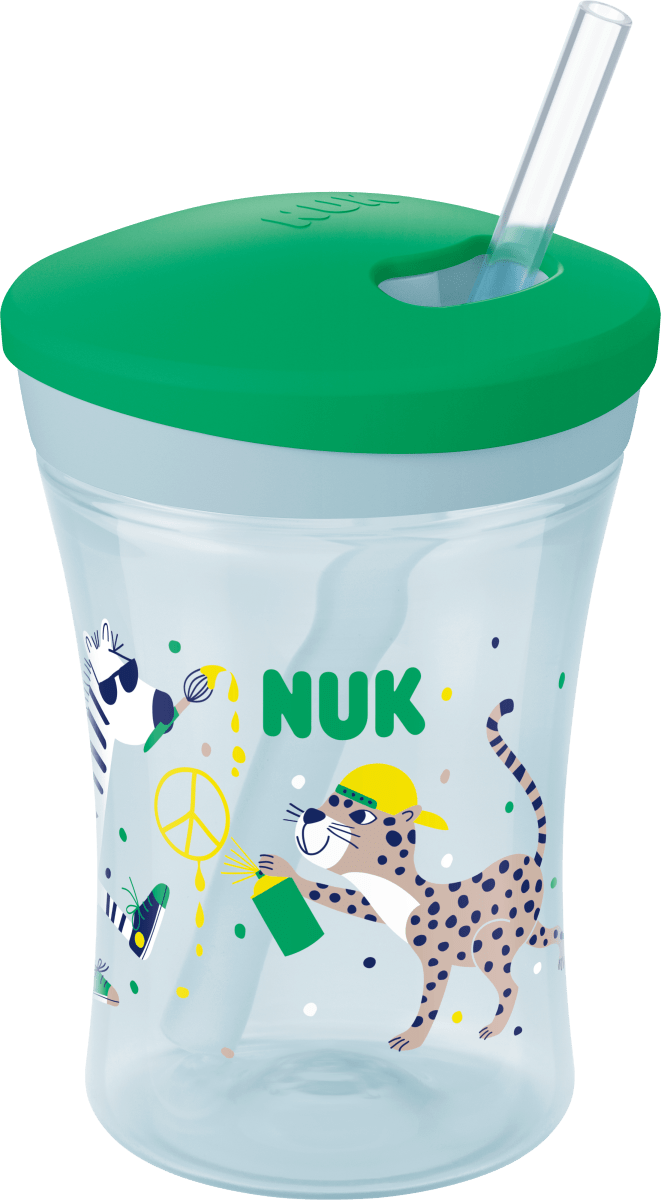 цена Чашка-трубочка для питья Evolution Action Cup зеленая 230 мл 1 шт. NUK