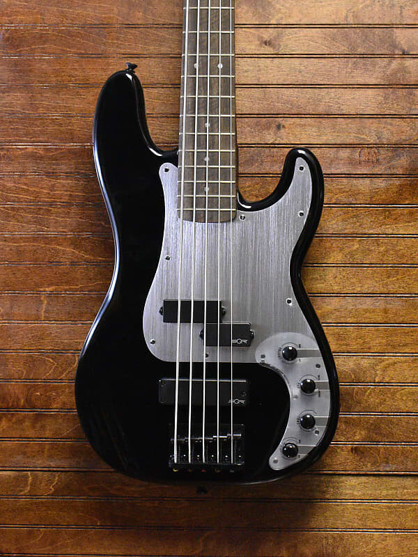 

Басс гитара SQUIER CONTEMPORARY ACTIVE P BASS PH V LRL BLACK