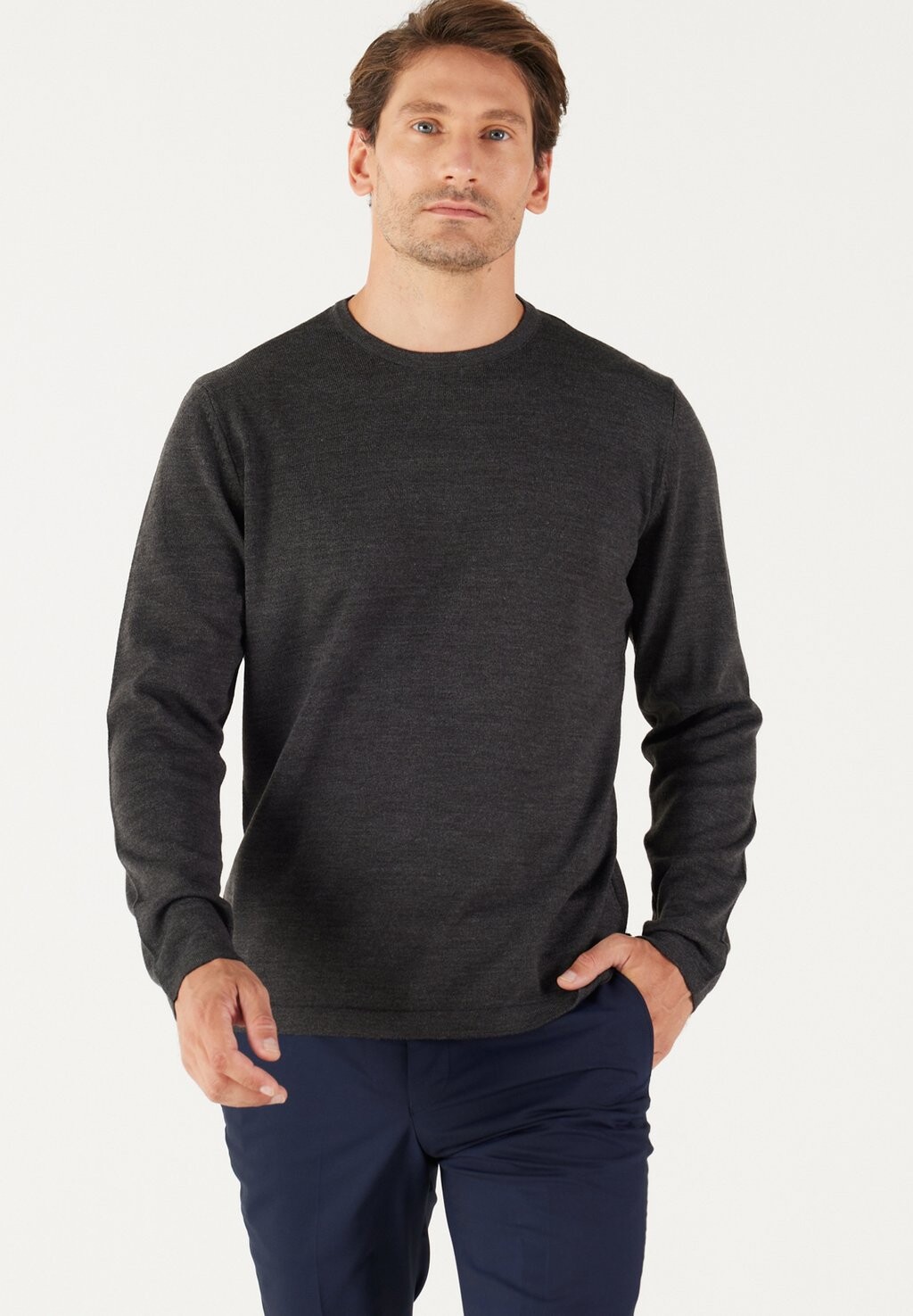

Свитер Standard Fit Basic O Collar AC&CO / ALTINYILDIZ CLASSICS
