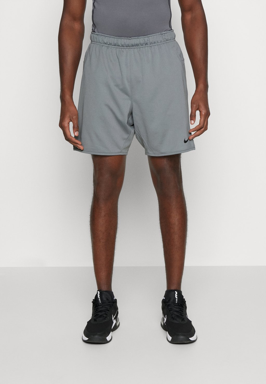 Спортивные шорты TOTALITY Nike, дымчато-серый/черный