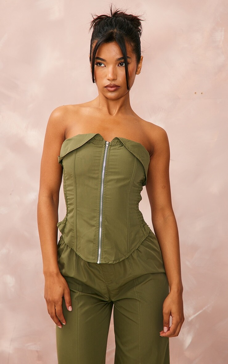 

PrettyLittleThing Тканый корсет-карго цвета хаки с откидной молнией