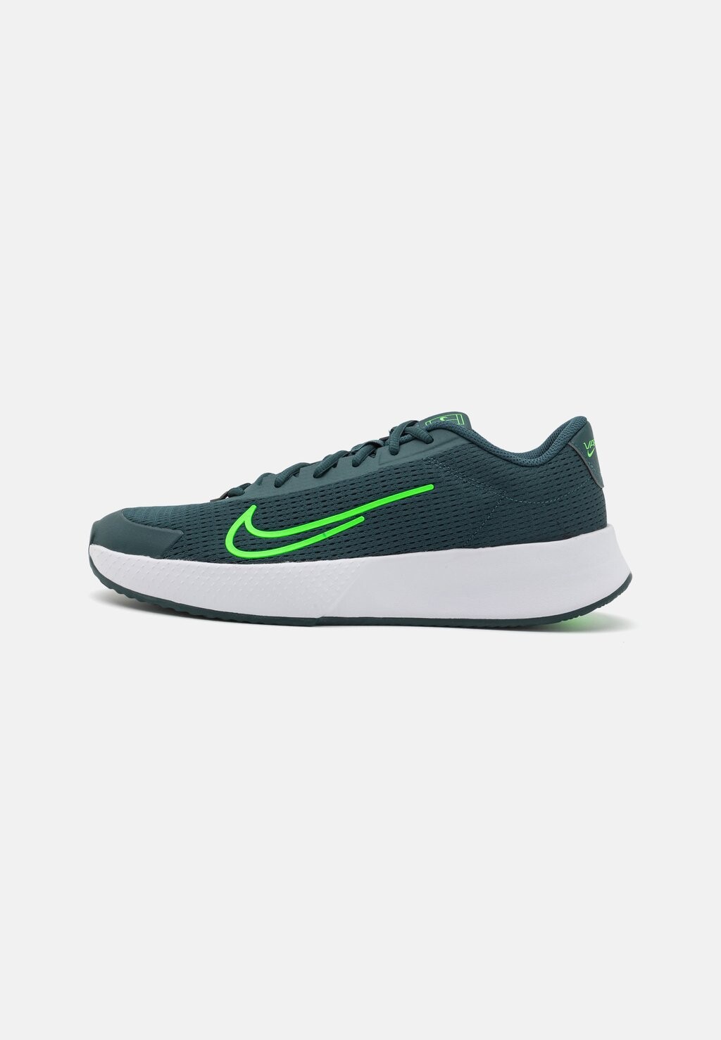

Кроссовки Nike