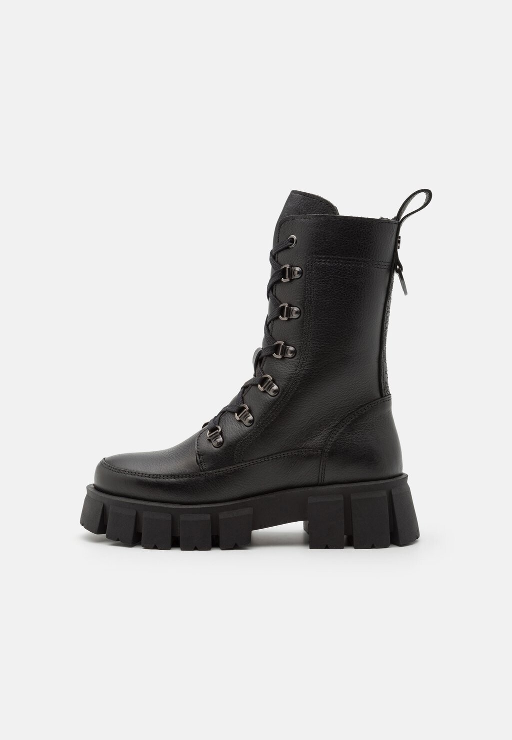 

Ботинки на платформе ESCAPE LACE UP HI WARM Buffalo, черный