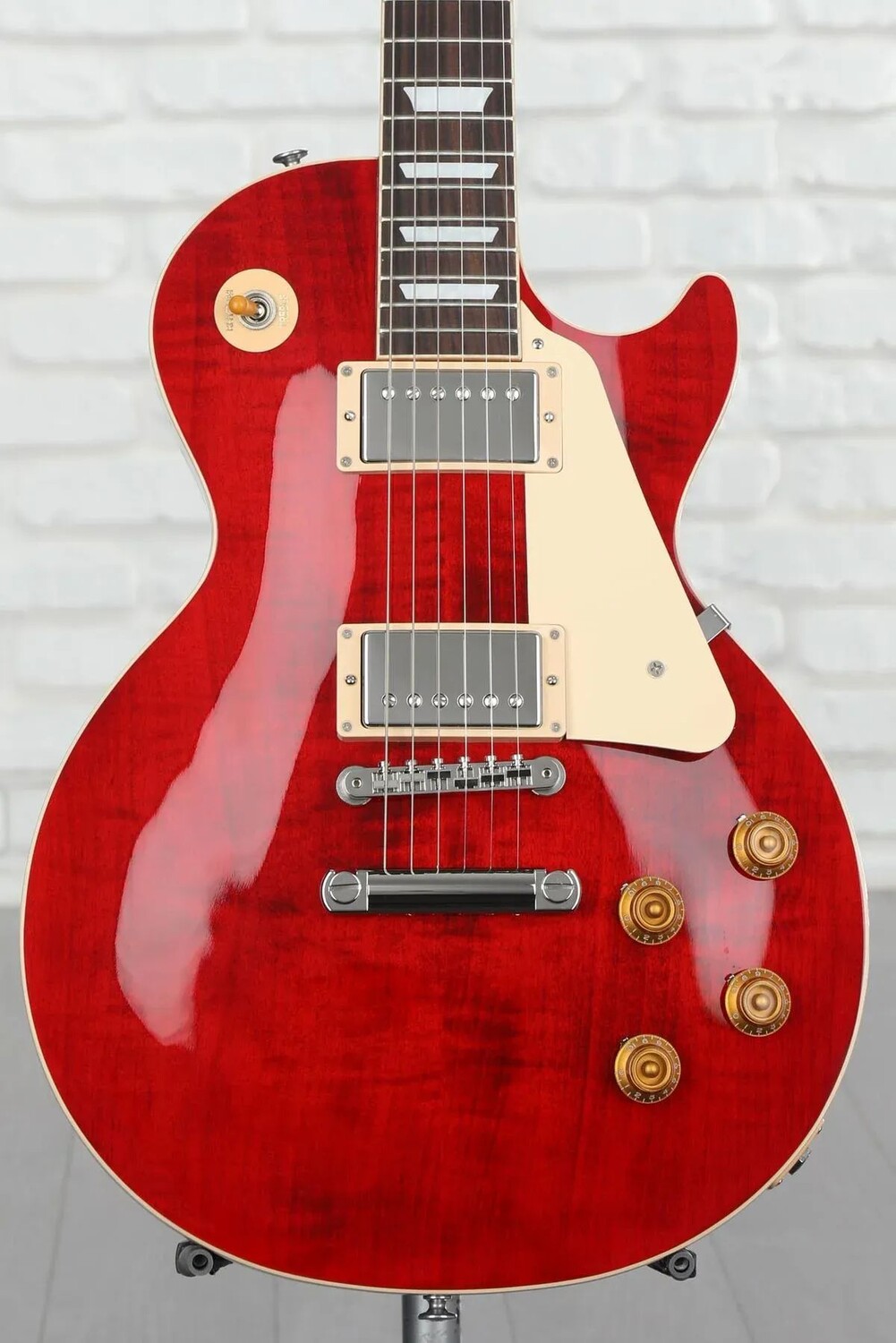 

Новая электрогитара Gibson Les Paul Standard '50s Figed Top - '60s Cherry'