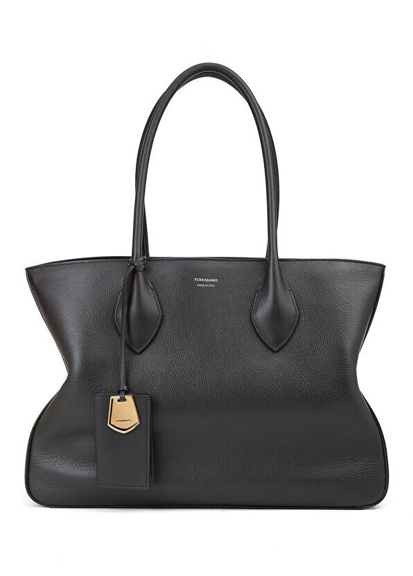 

Черная женская кожаная сумка Ferragamo