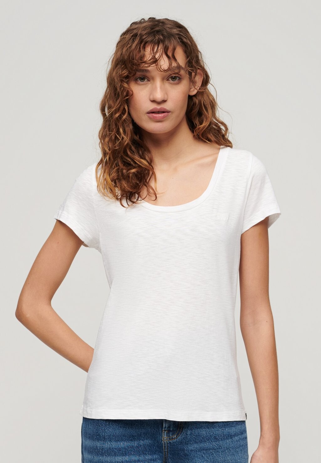 

Футболка базовая SCOOP NECK Superdry, цвет optic