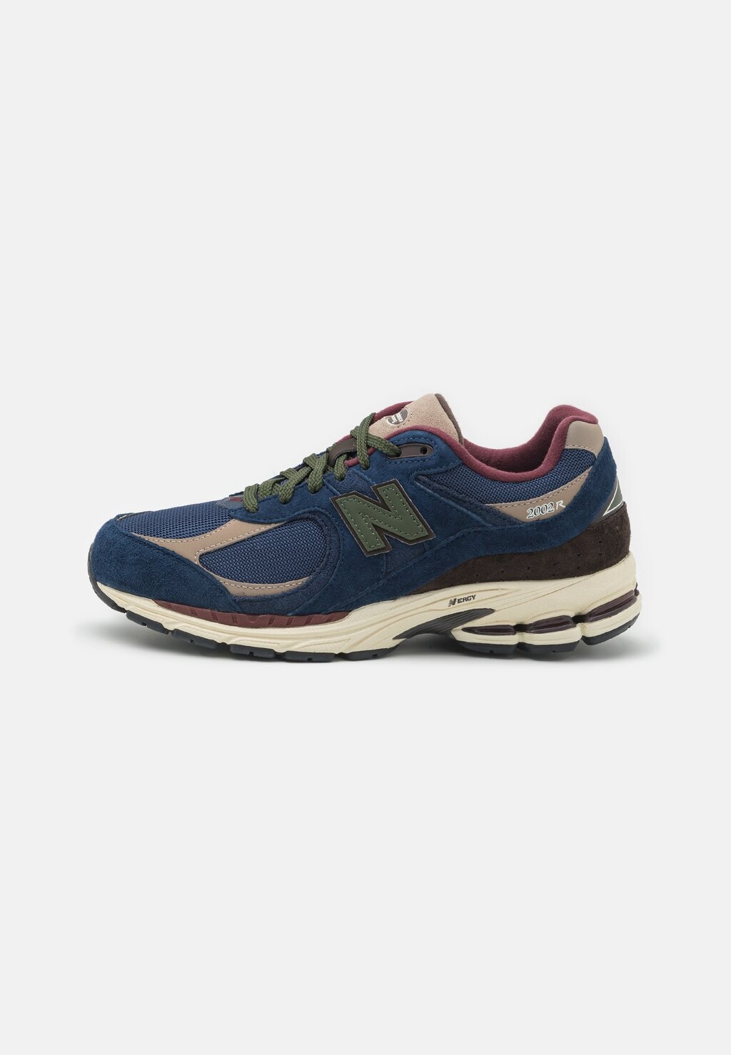 

Низкие кроссовки 2002 УНИСЕКС New Balance, темно-синий/разноцветный