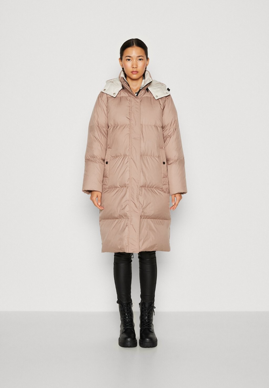 

Куртка ONLY ОНЛВИЛМА, цвет taupe gray