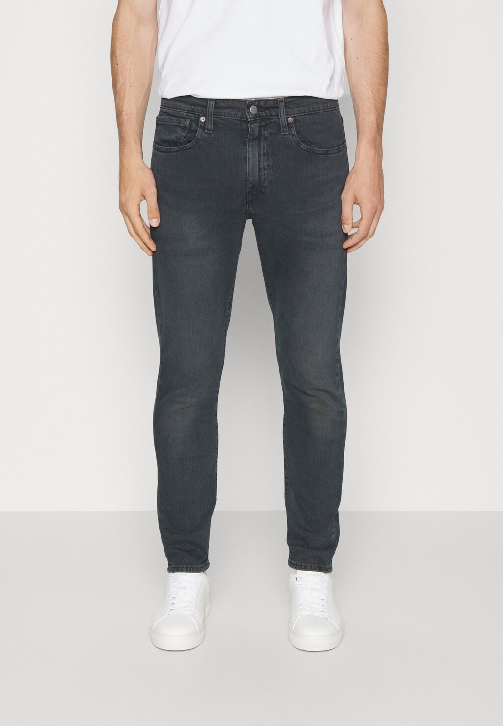 

Зауженные джинсы Levi's Taper, темно-синий