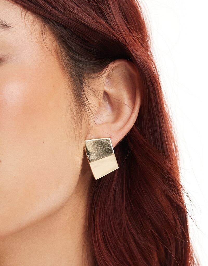 

ASOS DESIGN – золотистые серьги-гвоздики неправильной формы в винтажном стиле