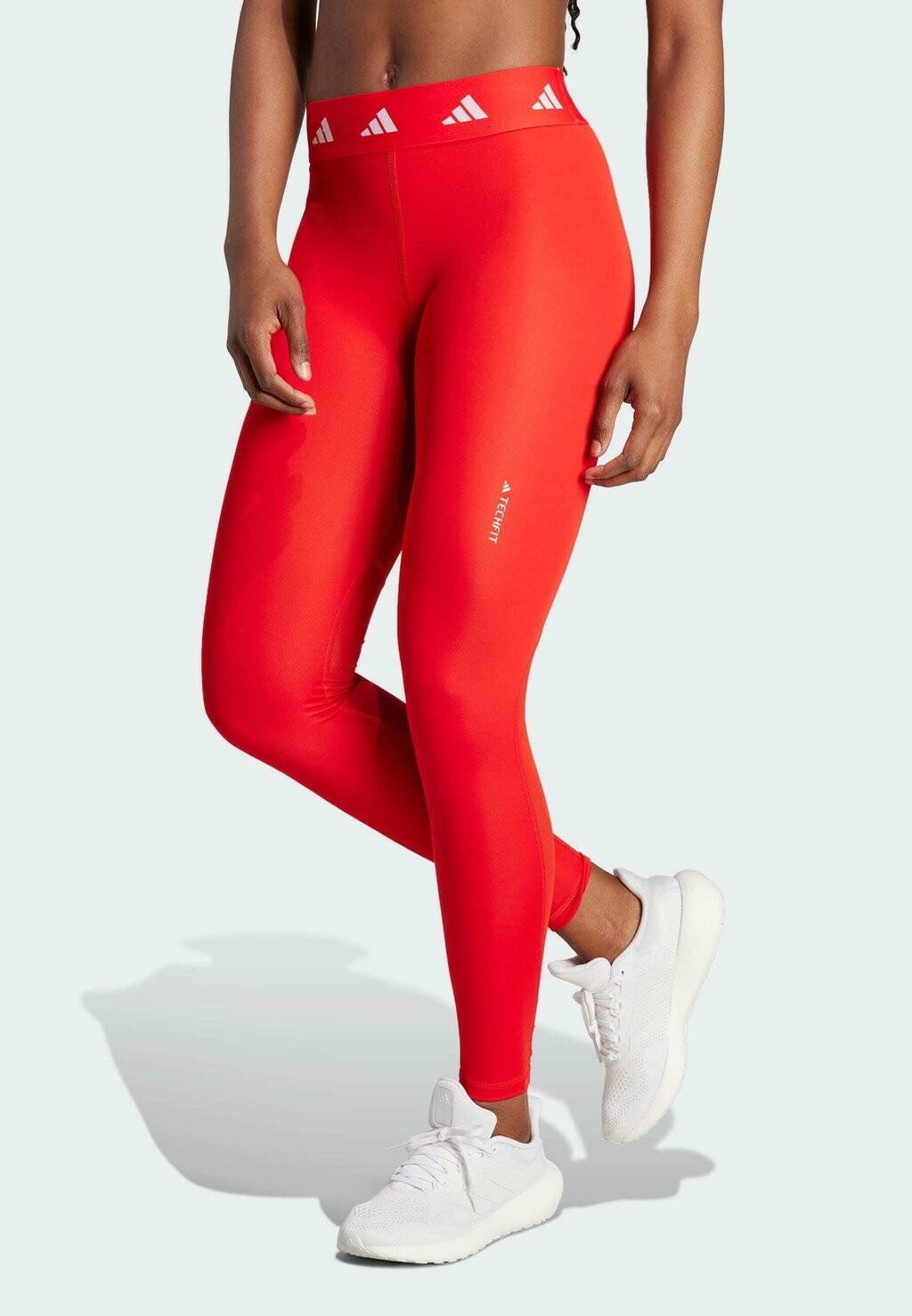 

Команда ФК БАЙЕРН Adidas, красный