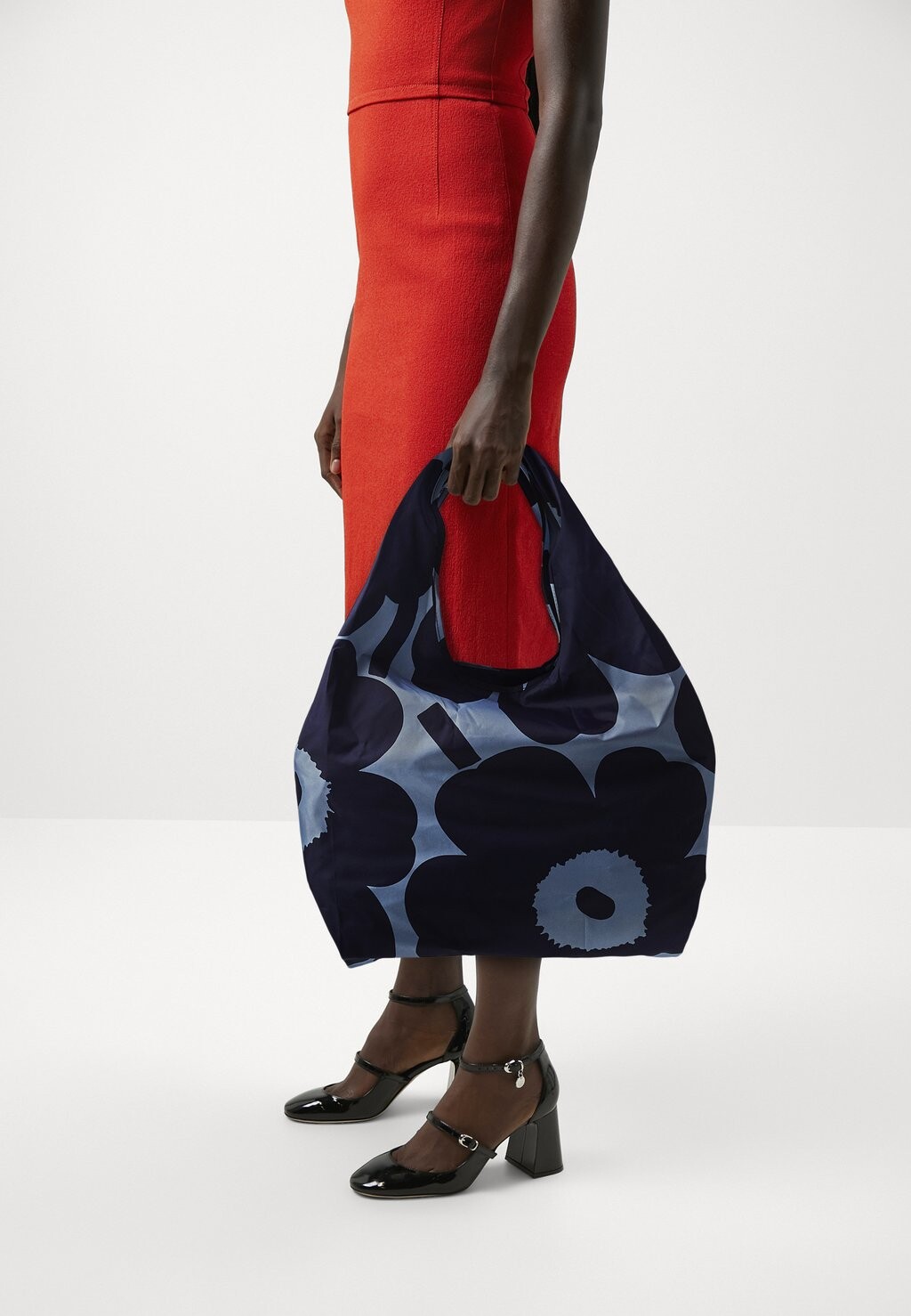 

Сумка для покупок Smartbag Unikko Marimekko, цвет dark navy/light blue