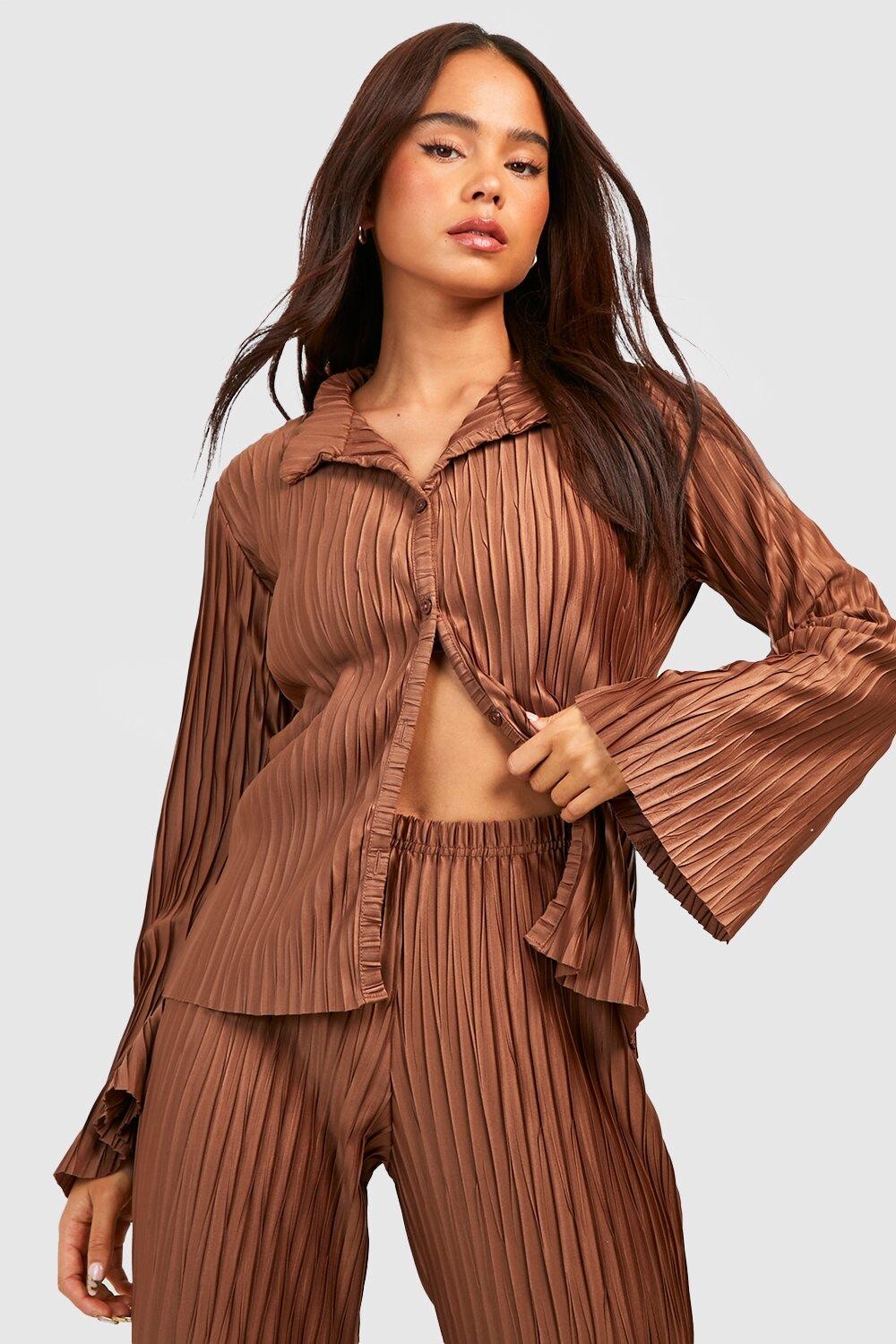 

Рубашка petite с раскрешенными рукавами в плистию Boohoo, шоколадный