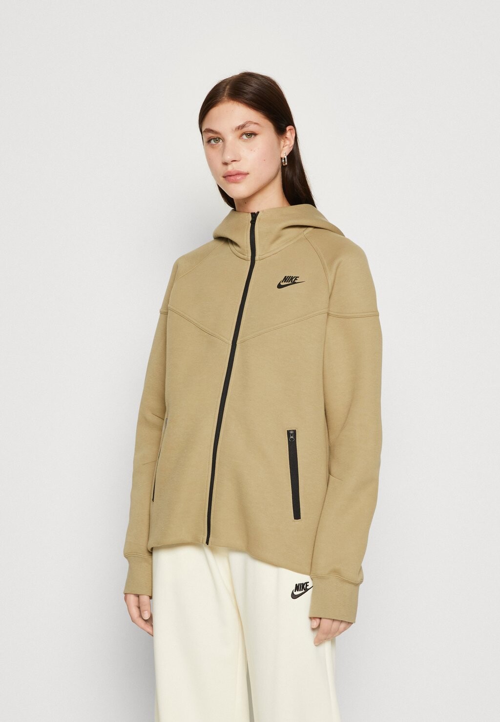 

Толстовка на молнии Nike Tech Fleece, Коричневый