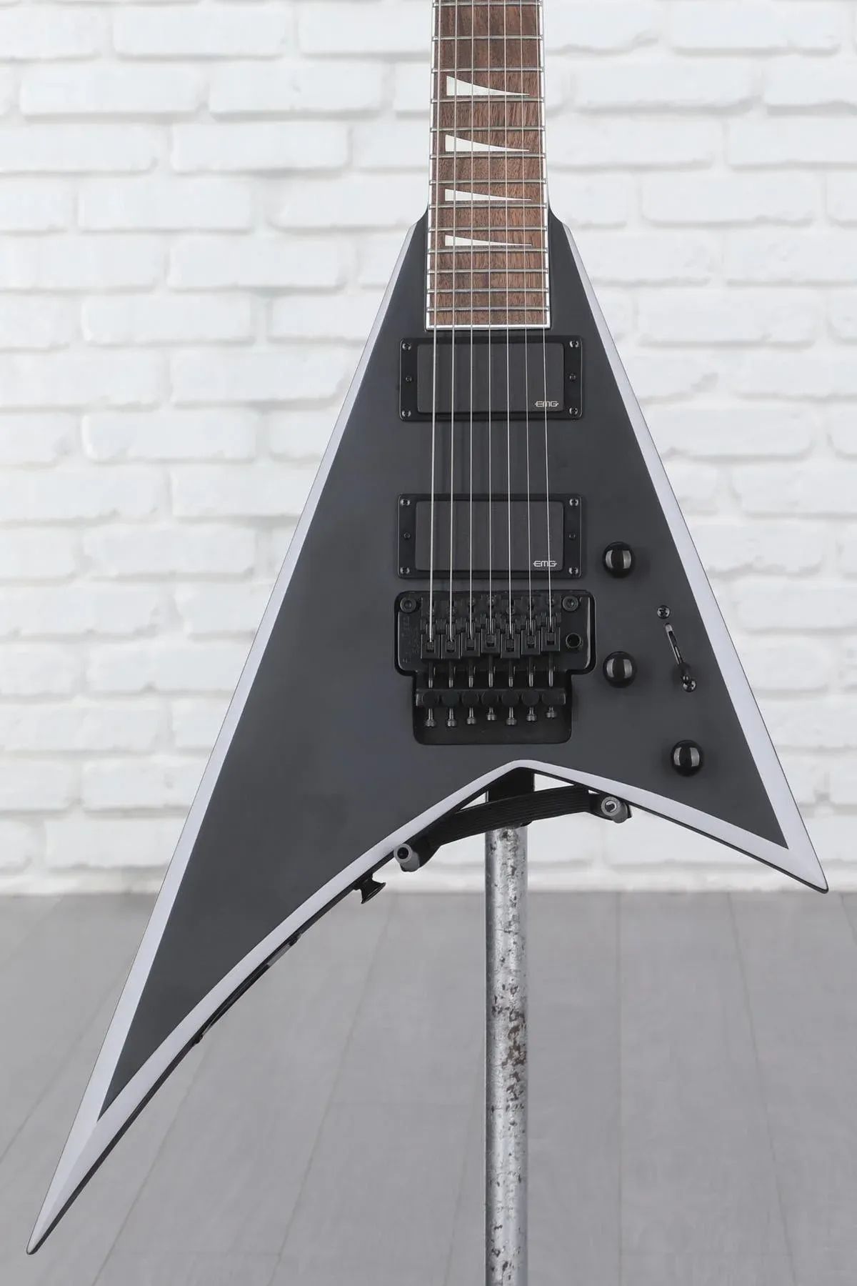 

Электрогитара Jackson X Series Rhoads RRX24-MG7 — матовый черный с серыми фасками грунтовки