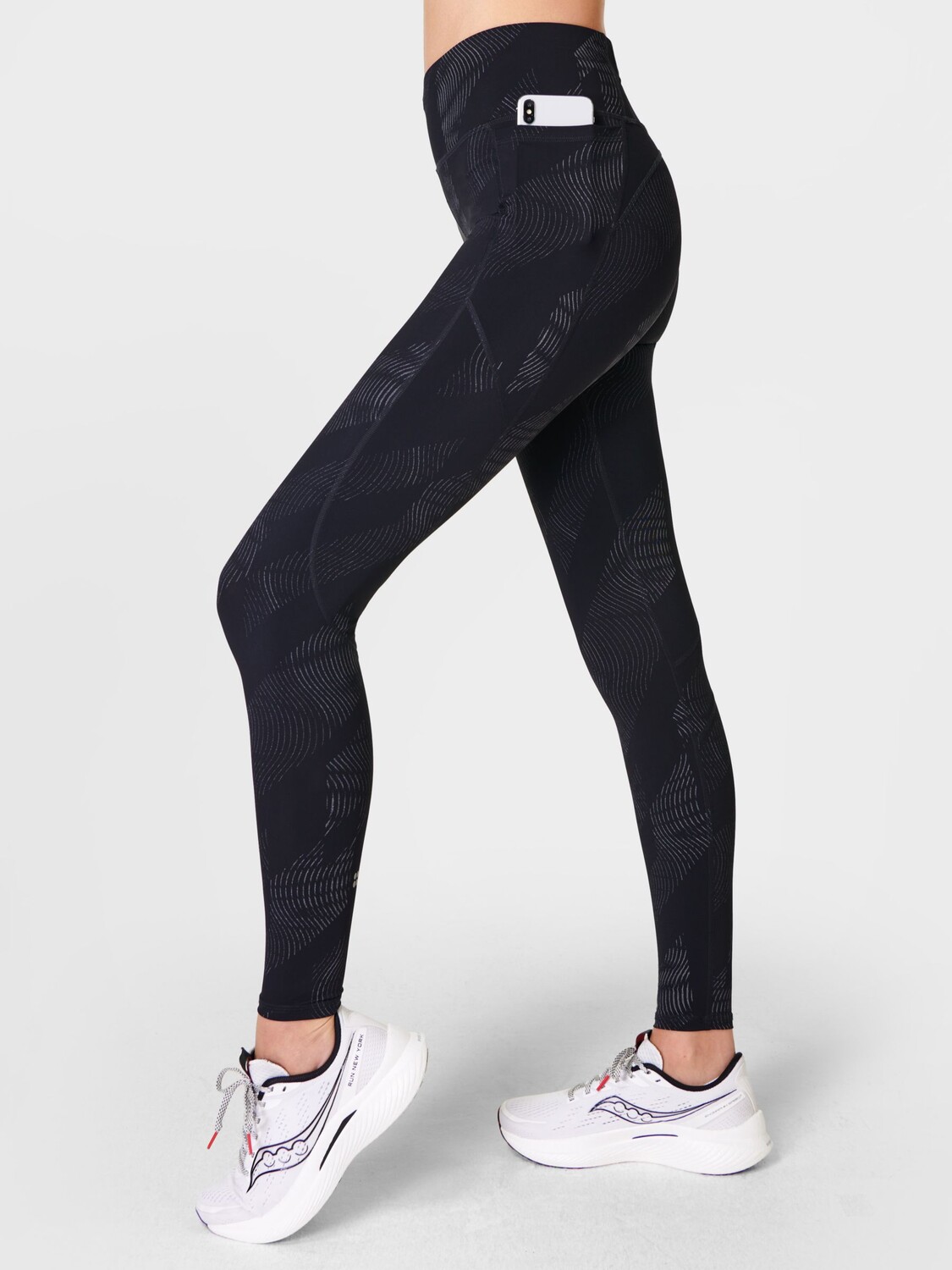 

Светоотражающие леггинсы с нулевой гравитацией Sweaty Betty, черный стробоскоп