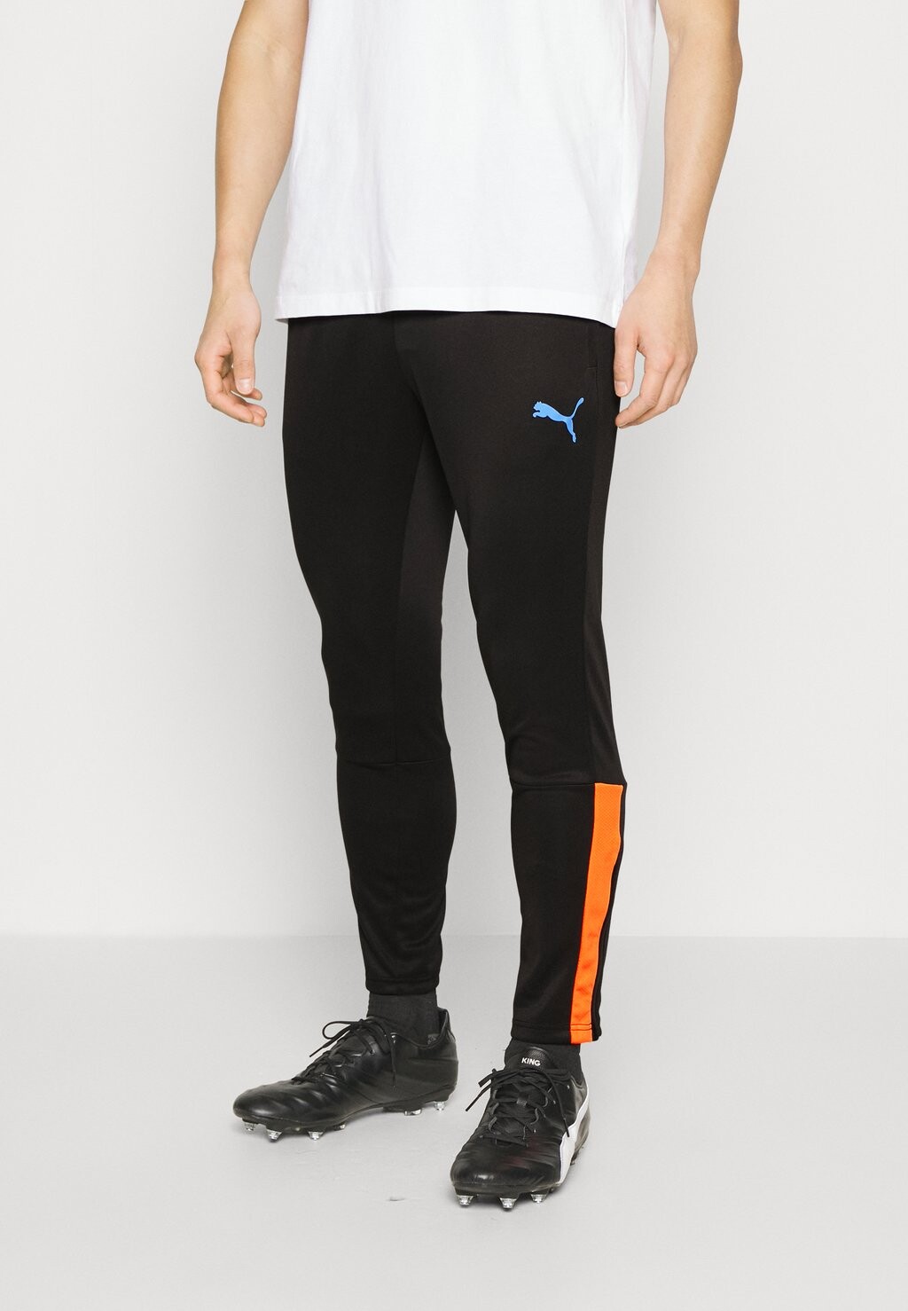 

Тренировочные брюки Puma