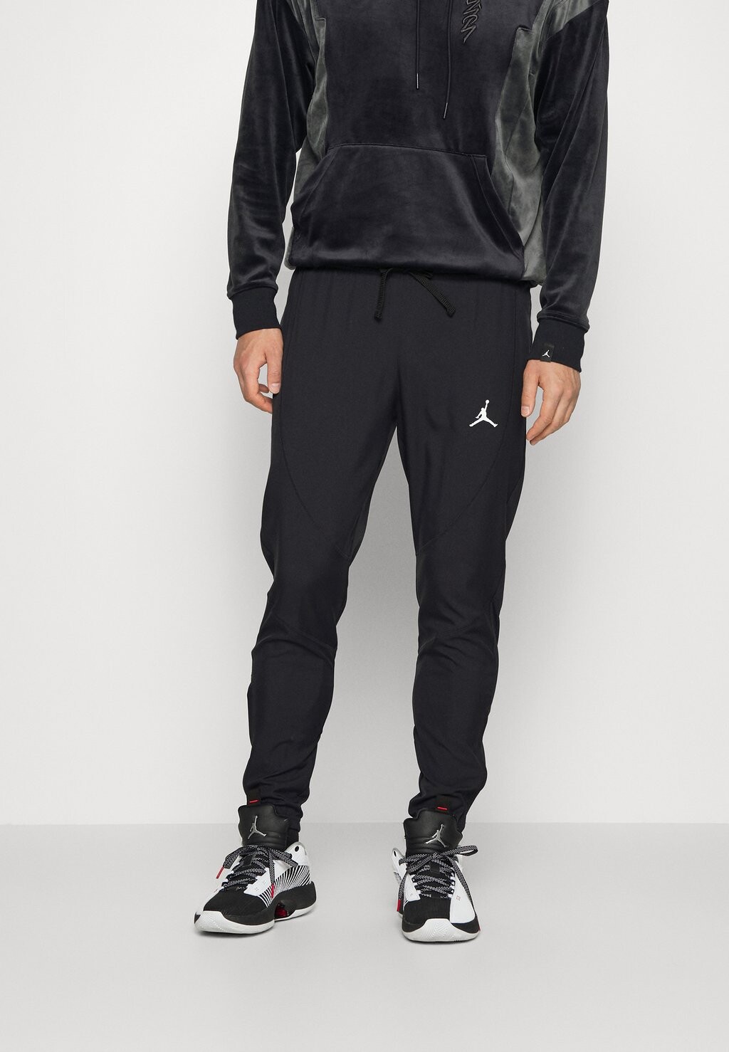 

Спортивные брюки Jordan