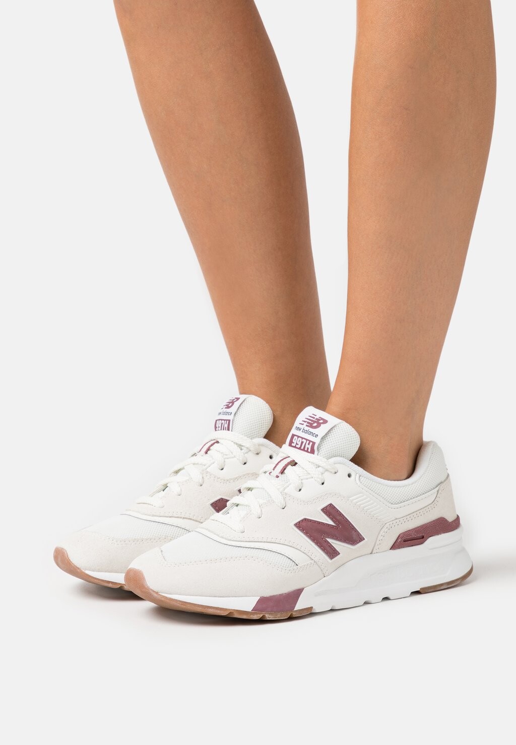 

Кроссовки New Balance