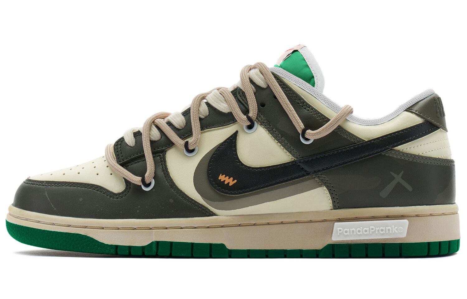 

Женские кроссовки для скейтбординга Nike Dunk