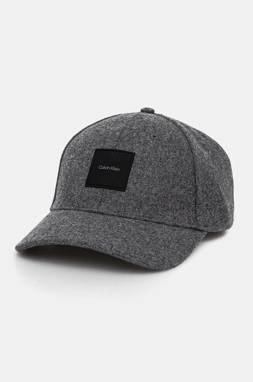 

Бейсбольная кепка Calvin Klein, серый